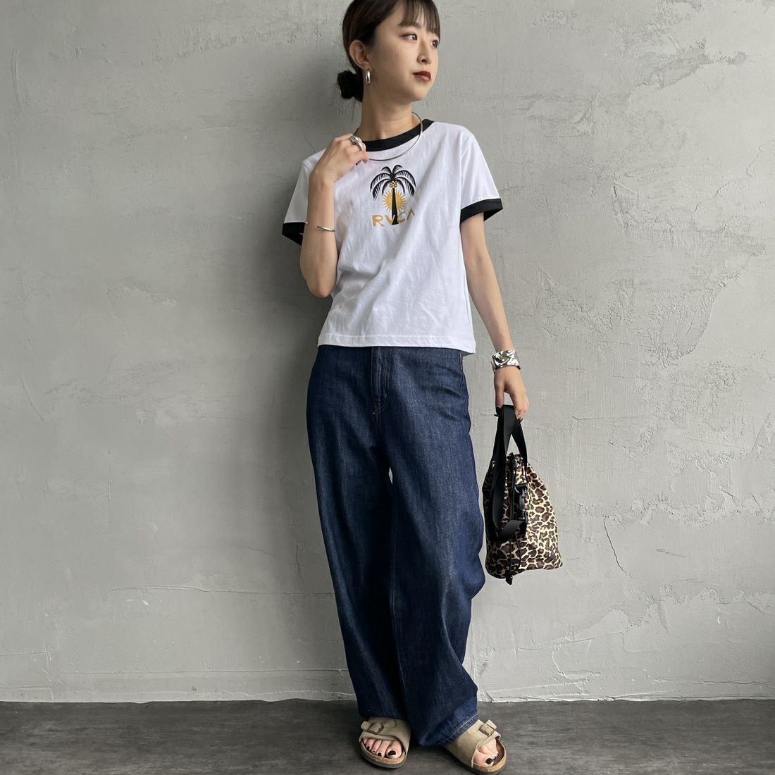 RVCA [ルーカ] パームツリーベビーリンガーTシャツ [BF04C205] WHT &&モデル身長：150cm 着用サイズ：M&&