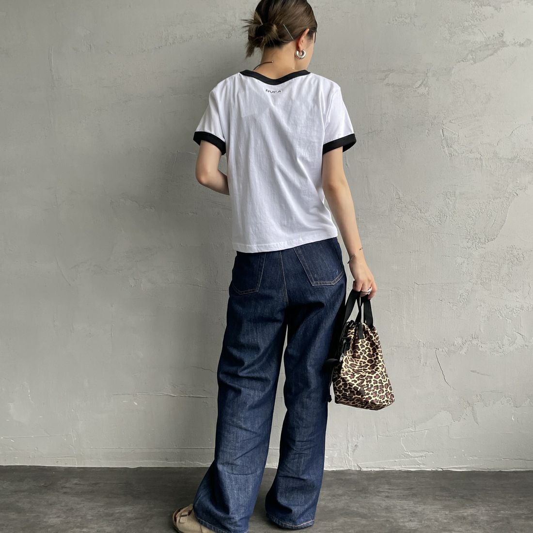 RVCA [ルーカ] パームツリーベビーリンガーTシャツ [BF04C205] WHT &&モデル身長：150cm 着用サイズ：M&&