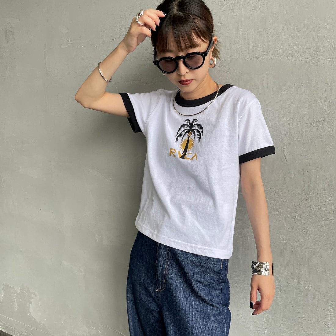 RVCA [ルーカ] パームツリーベビーリンガーTシャツ [BF04C205] WHT &&モデル身長：150cm 着用サイズ：M&&