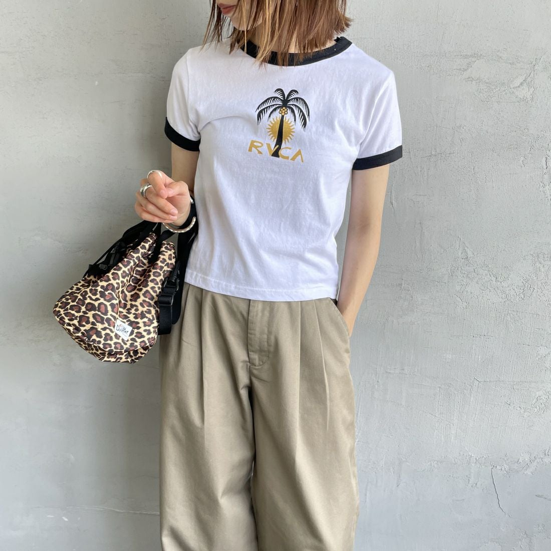 RVCA [ルーカ] パームツリーベビーリンガーTシャツ [BF04C205] WHT &&モデル身長：158cm 着用サイズ：M&&