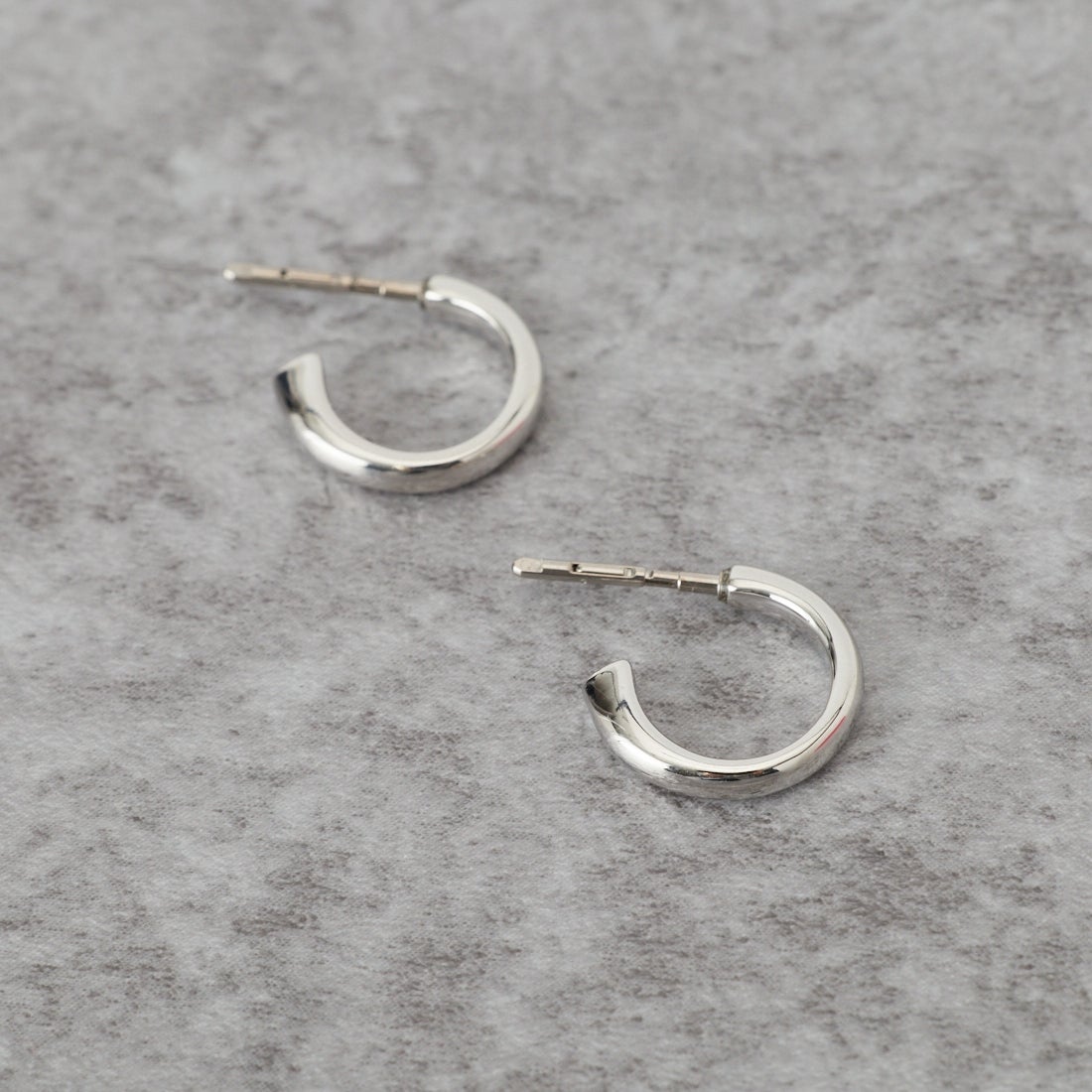 Baqless [バックレス] エンブレイス セージ シルバーピアス [HP-SG-SV] SILVER