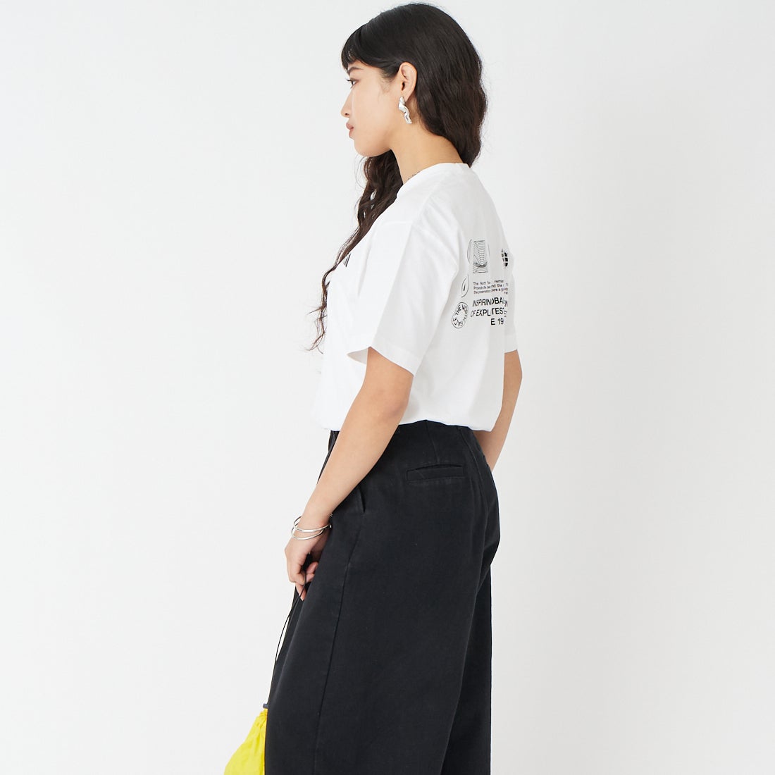 THE NORTH FACE [ザ ノースフェイス] ショートスリーブ フラッシュドライグローブグリッドコットンTシャツ [NT32550] W &&モデル身長：162cm 着用サイズ：S&&