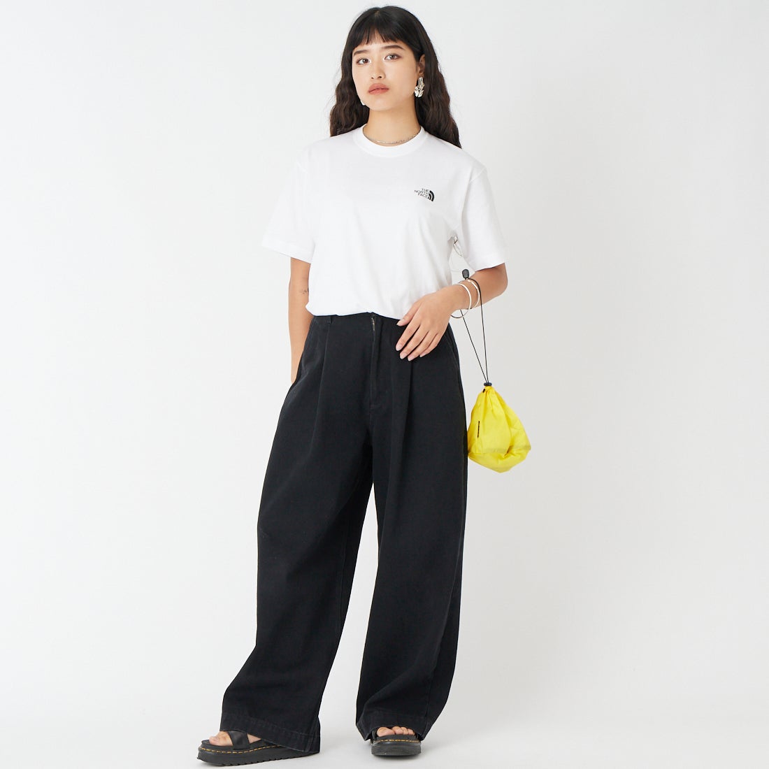 THE NORTH FACE [ザ ノースフェイス] ショートスリーブ フラッシュドライグローブグリッドコットンTシャツ [NT32550] W &&モデル身長：162cm 着用サイズ：S&&