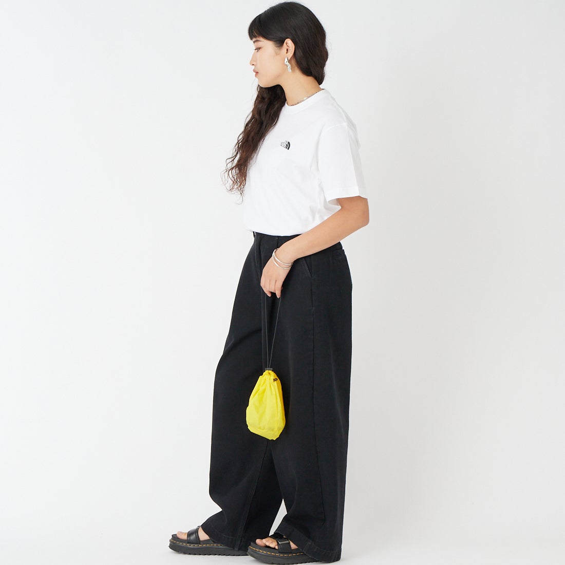 THE NORTH FACE [ザ ノースフェイス] ショートスリーブ フラッシュドライグローブグリッドコットンTシャツ [NT32550] W &&モデル身長：162cm 着用サイズ：S&&