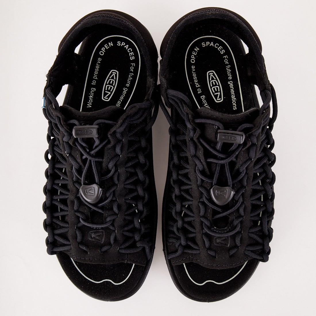 KEEN [キーン] ユニーク ツー オーティー [UNEEK-2-OT] 1027297