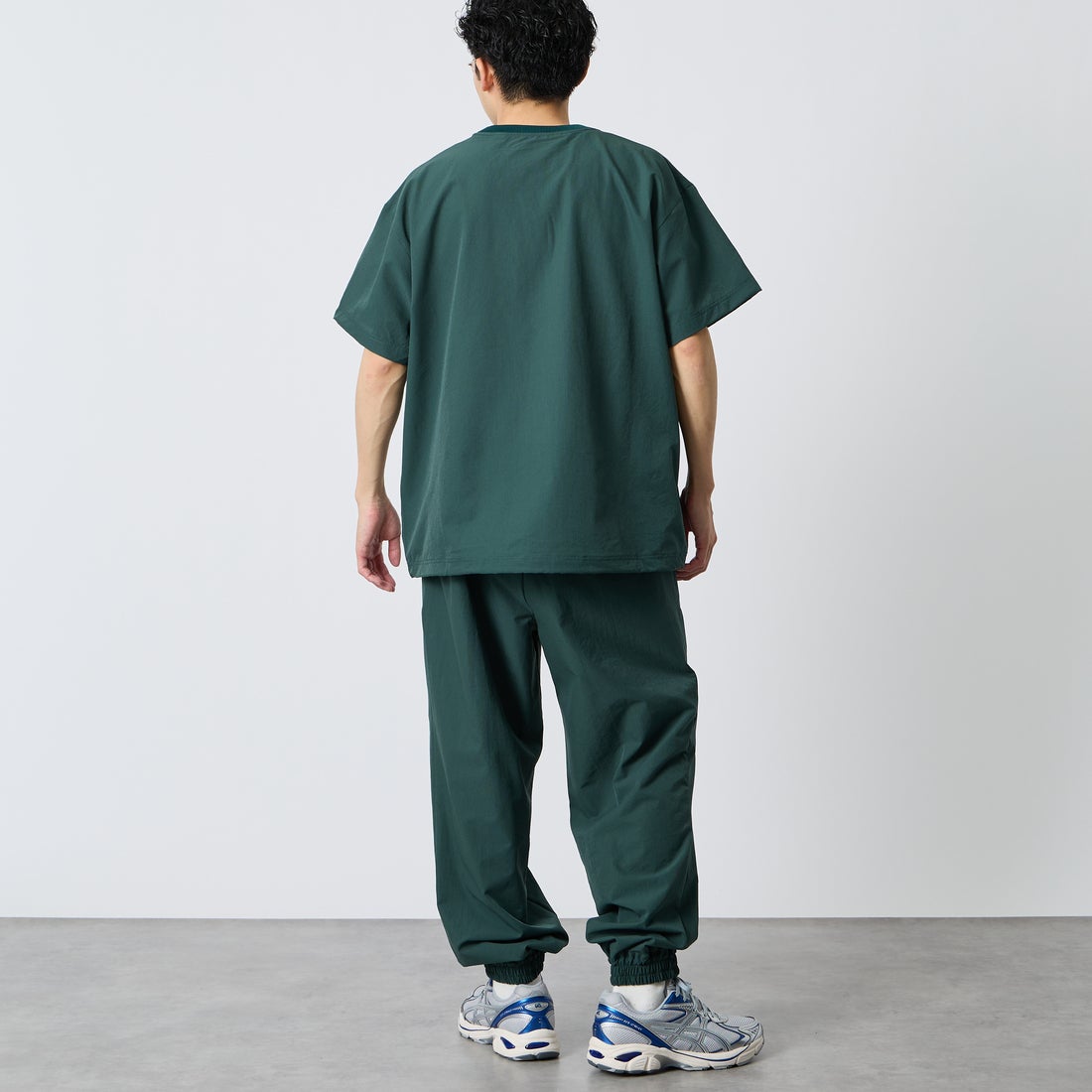 NANGA [ナンガ] ドットエア(R) コンフィーTシャツ [N2500-1J300A] GRN &&モデル身長：168cm 着用サイズ：M&&