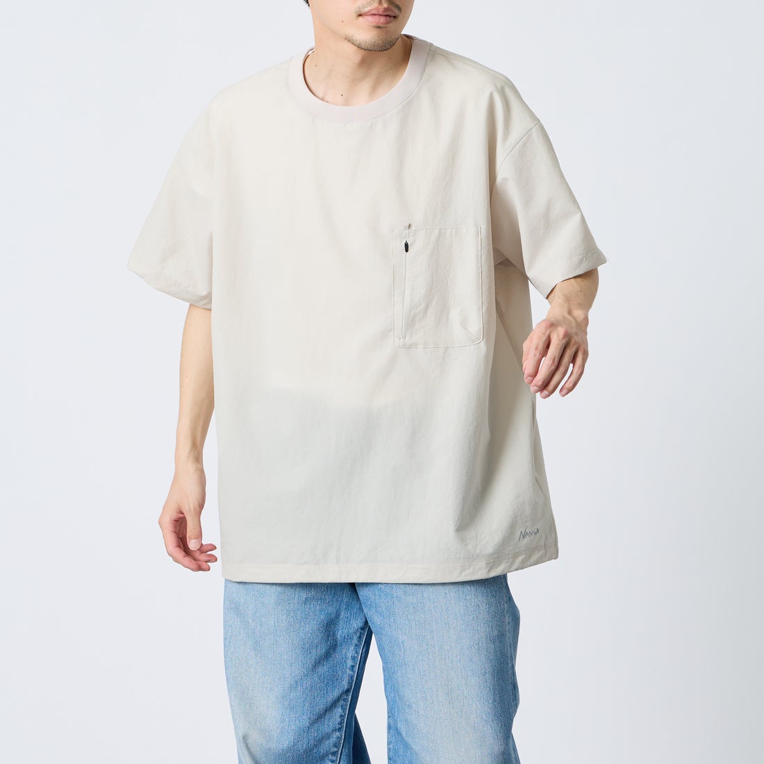 NANGA [ナンガ] ドットエア(R) コンフィーTシャツ [N2500-1J300A] S.BEG &&モデル身長：168cm 着用サイズ：L&&
