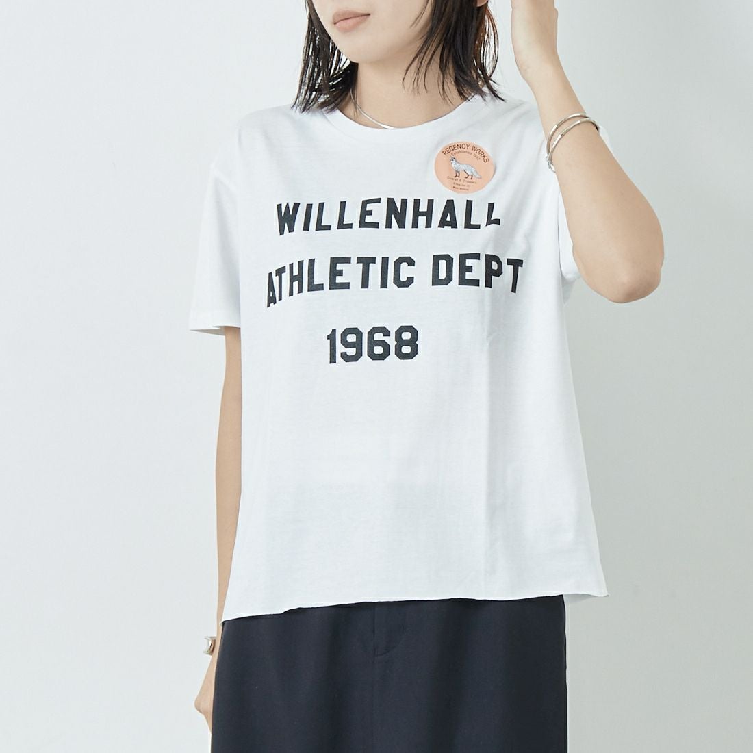 WHITE/BLAC&&モデル身長：167cm 着用サイズ：M&&