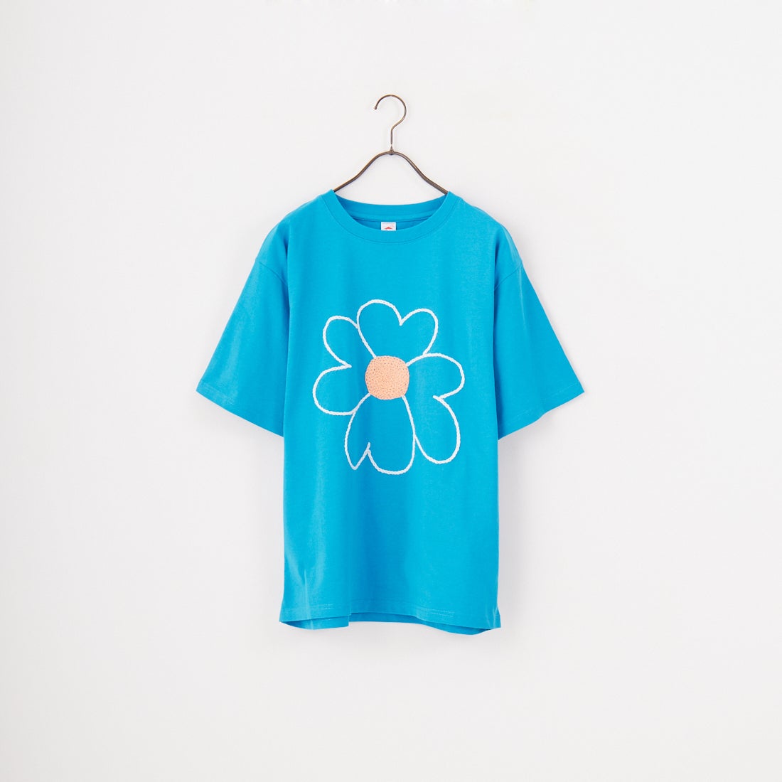 AQUA BLUE