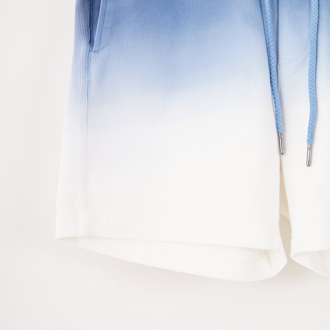 1PIU1UGUALE3 RELAX [ウノ ピゥ ウノ ウグァーレ トレ] グラデーションジョグショーツ [USB-25076] SN95 INDIG