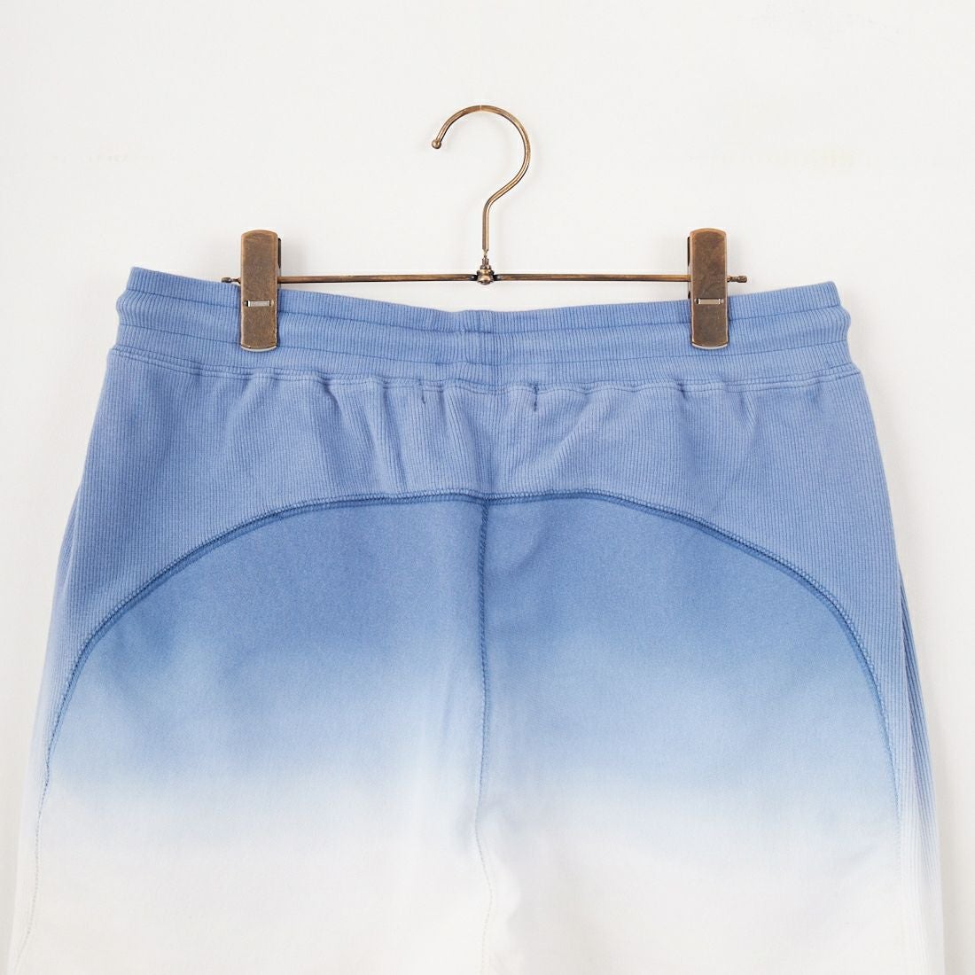 1PIU1UGUALE3 RELAX [ウノ ピゥ ウノ ウグァーレ トレ] グラデーションジョグショーツ [USB-25076] SN95 INDIG