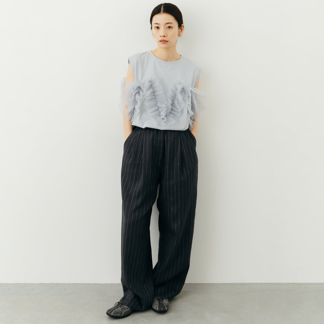 nenom [ネノム] マルチWAY チュールフリルドッキングノースリーブTシャツ [NE25112033] 05 L.GRAY