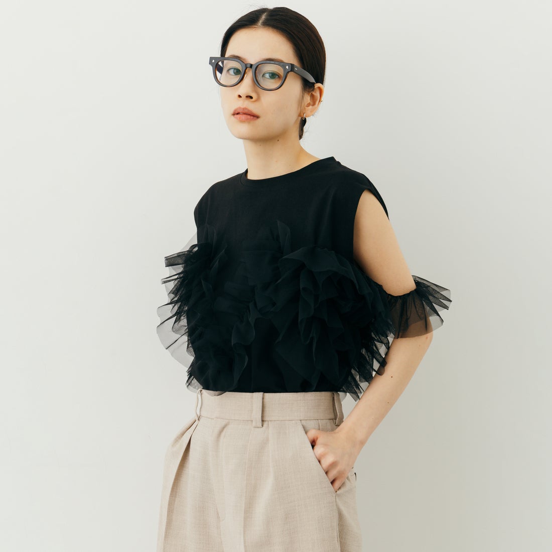 nenom [ネノム] マルチWAY チュールフリルドッキングノースリーブTシャツ [NE25112033] 09 BLACK