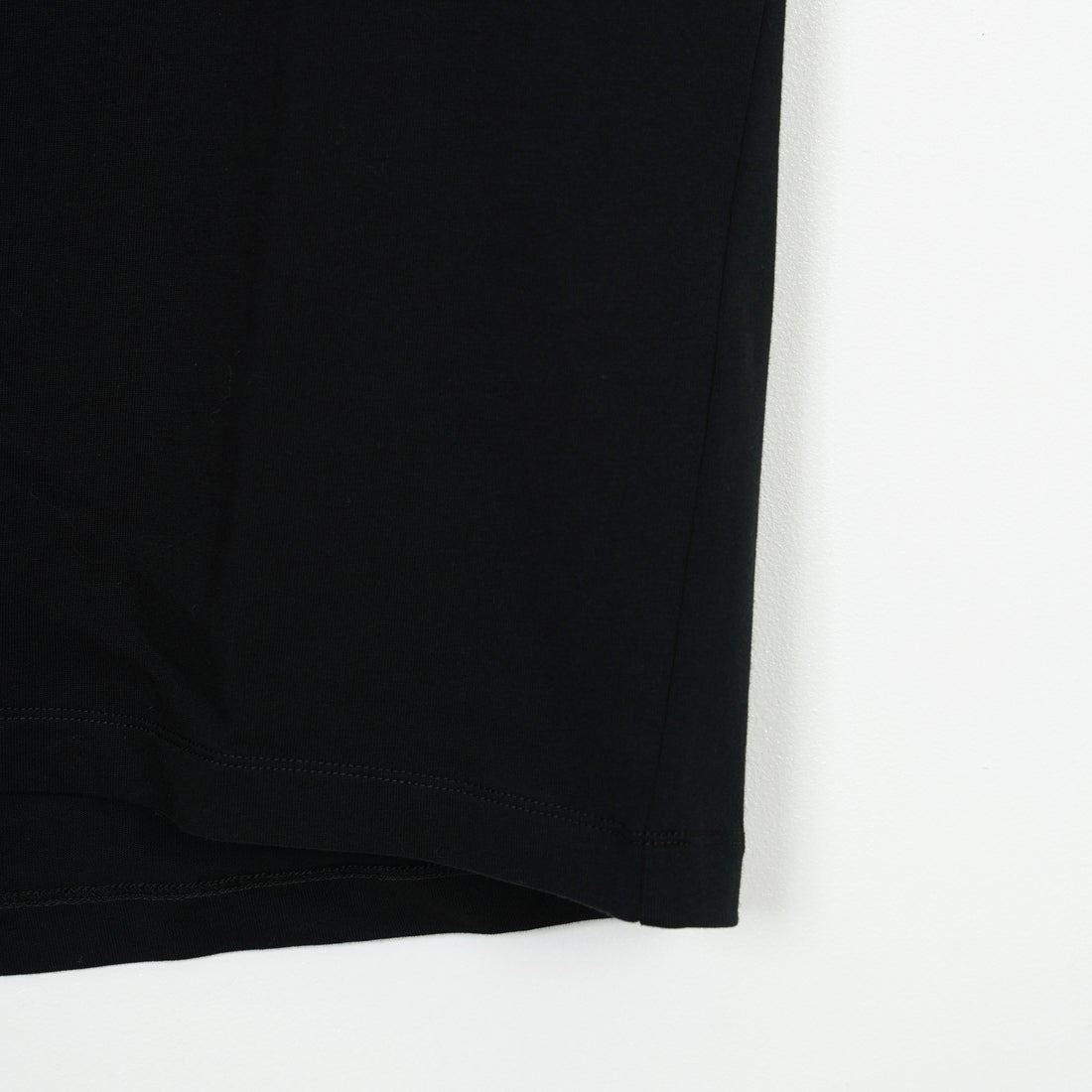 SLICK [スリック] レギュラーフィットプリントTシャツ [5230110] 700 BLACK