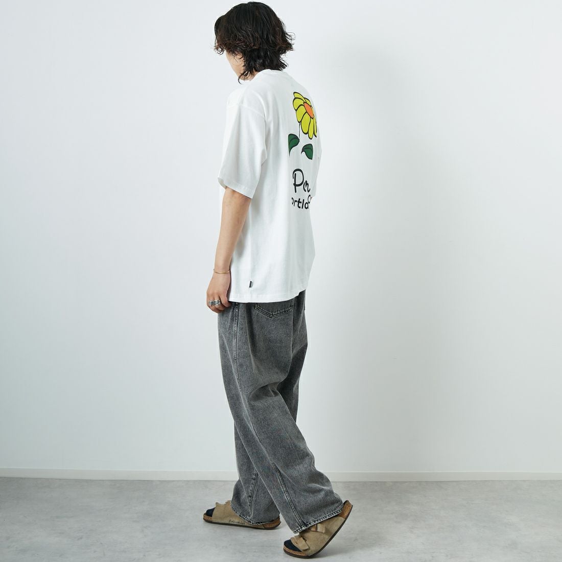 POLeR [ポーラー] フラワープリントTシャツ [259MCV0032-JF] WHITE &&モデル身長：179cm 着用サイズ：L&&