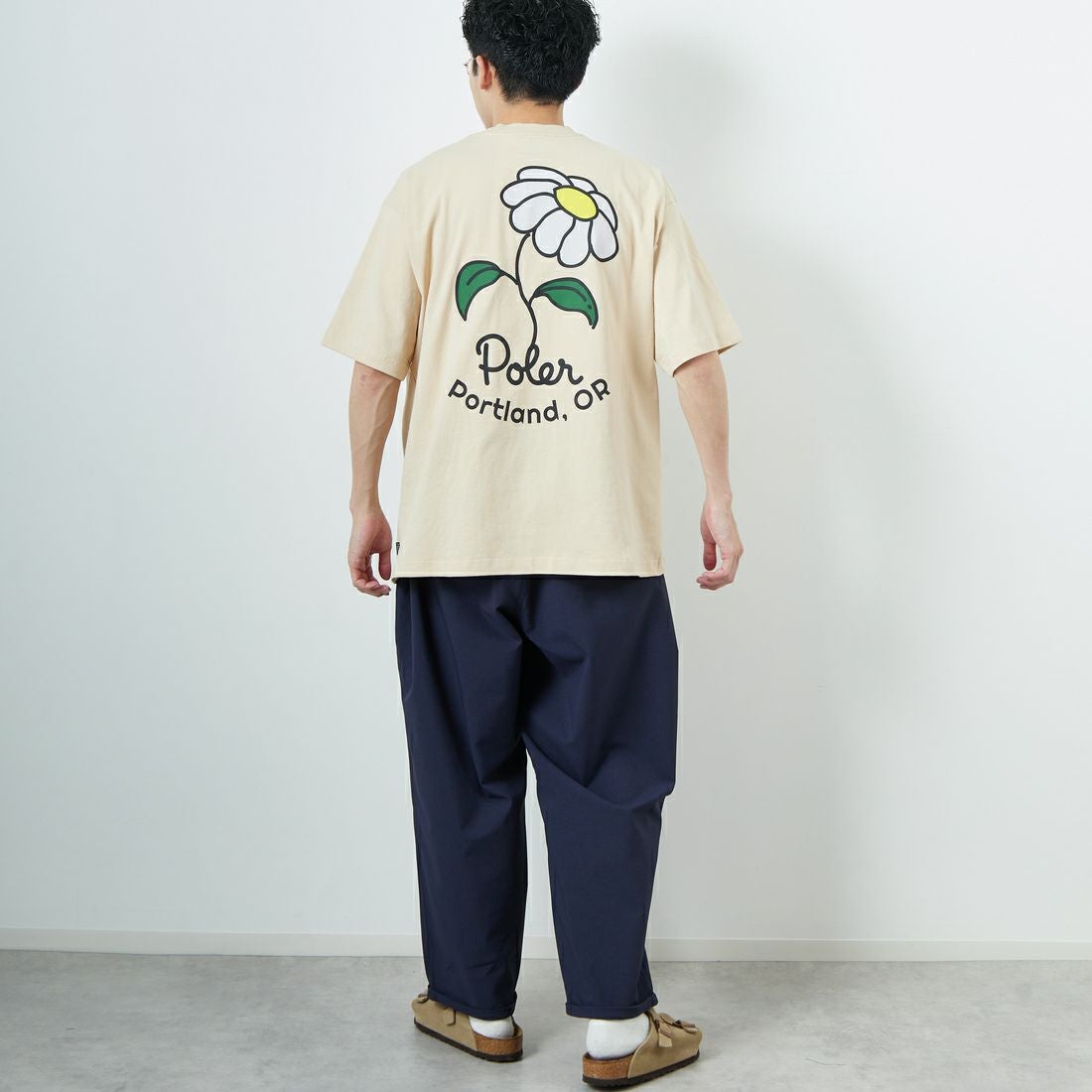POLeR [ポーラー] フラワープリントTシャツ [259MCV0032-JF] S.BEIGE &&モデル身長：168cm 着用サイズ：M&&