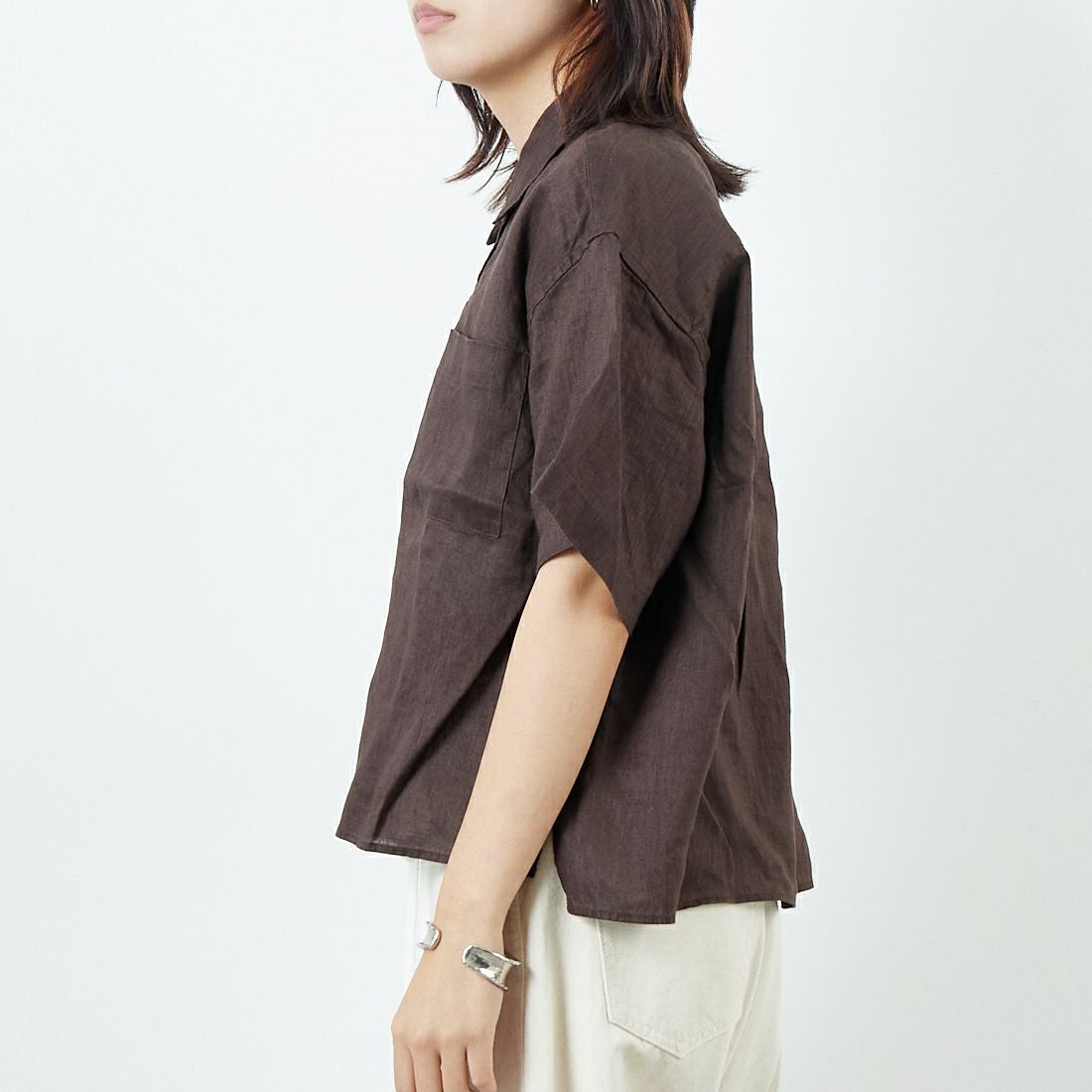 Jeans Factory Clothes [ジーンズファクトリークローズ] リネンショートスリーブシャツ [LFP501]  BROWN &&モデル身長：167cm 着用サイズ：F&&