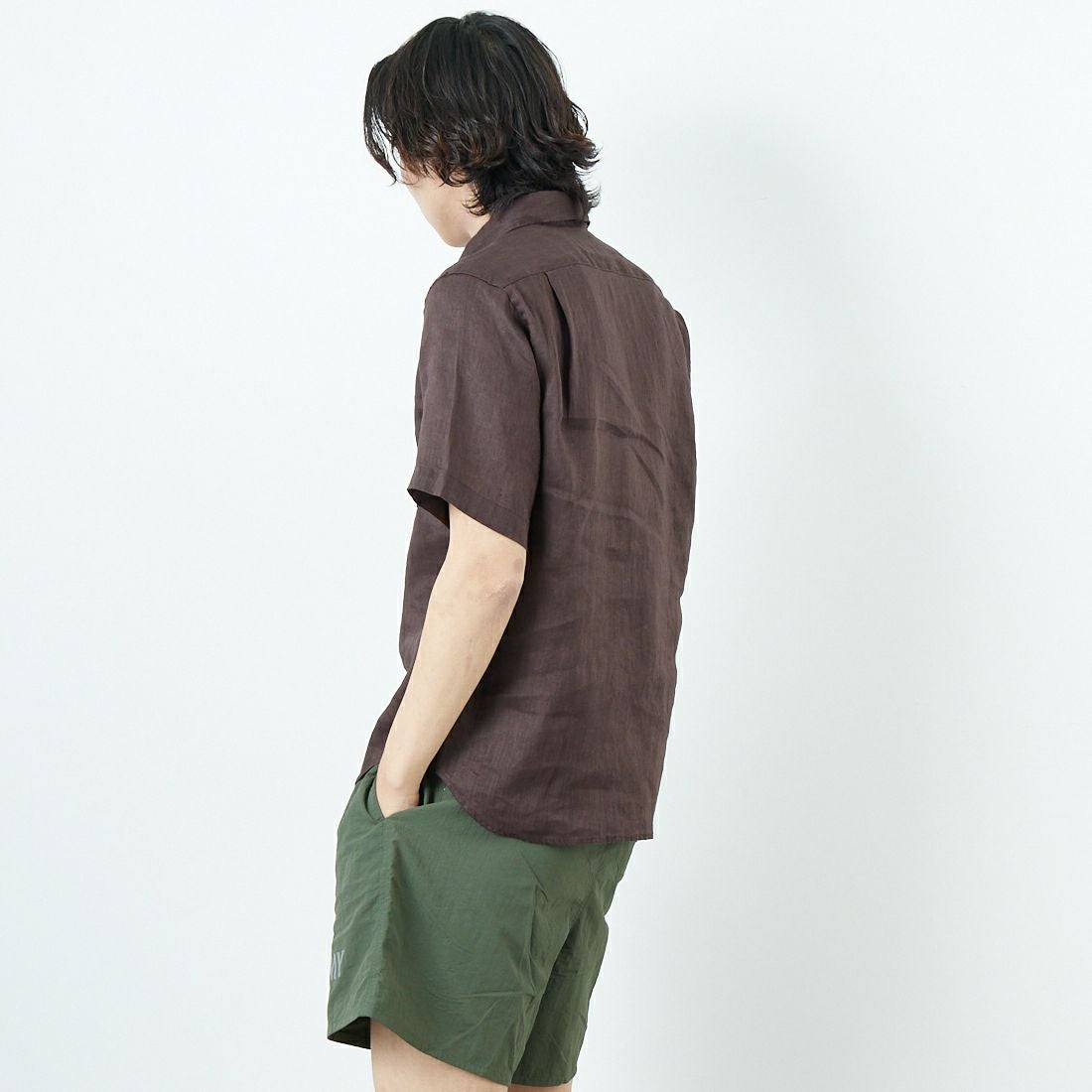 33Degrees [サーティスリーディグリーズ] フレンチリネン ショートスリーブシャツ [BFP612] BROWN &&モデル身長：179cm 着用サイズ：M&&