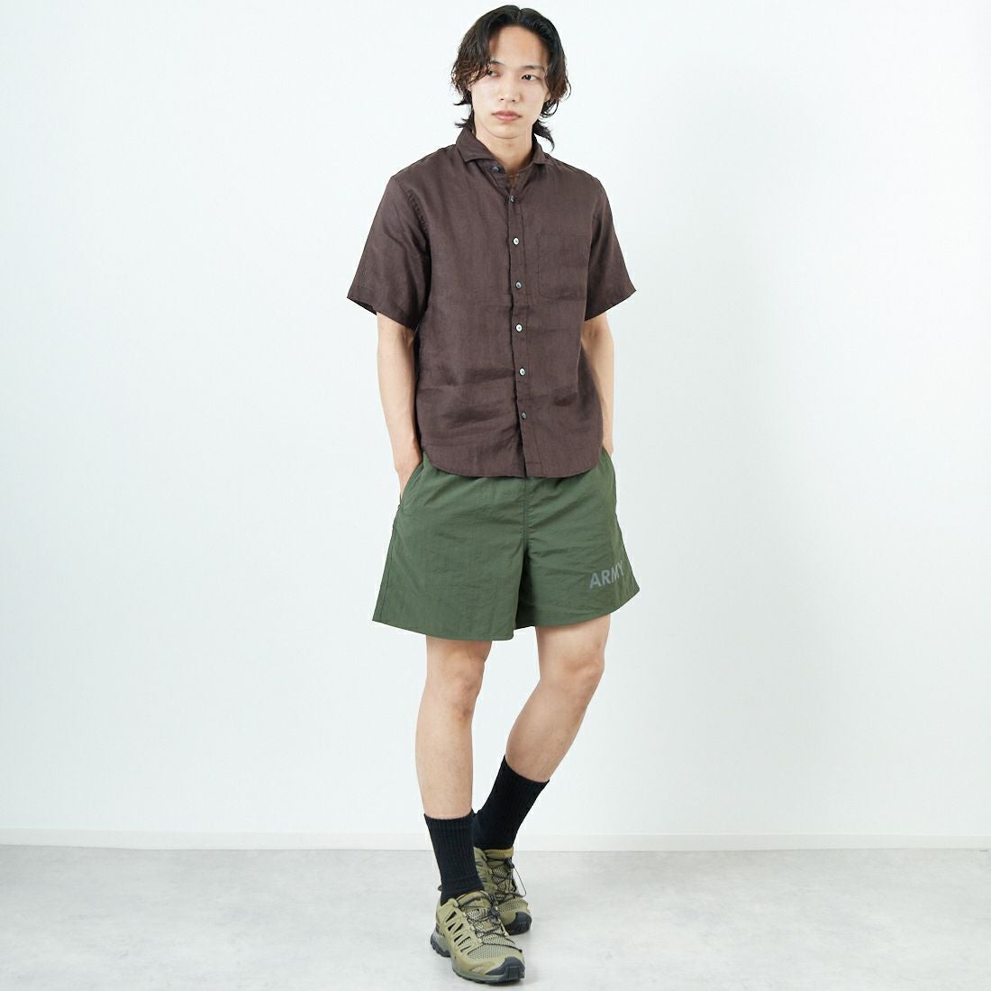 33Degrees [サーティスリーディグリーズ] フレンチリネン ショートスリーブシャツ [BFP612] BROWN &&モデル身長：179cm 着用サイズ：M&&