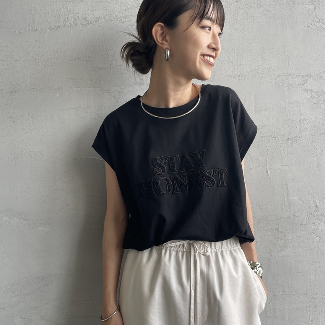 09 BLACK&&モデル身長：150cm 着用サイズ：F&&