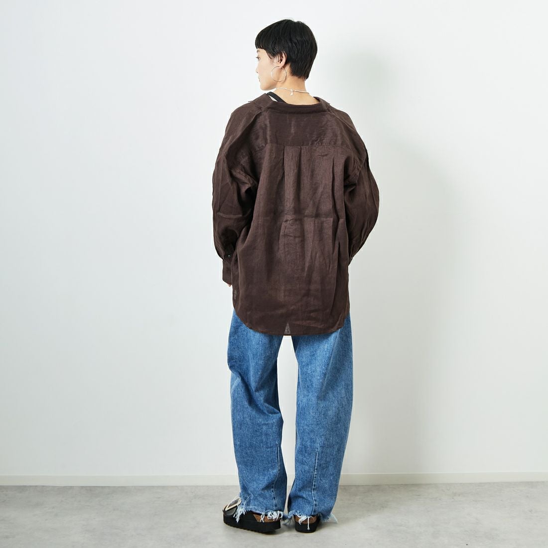 Jeans Factory Clothes [ジーンズファクトリークローズ] ロングスリーブ リネンシャツ [LFE101] BROWN &&モデル身長：160cm 着用サイズ：F&&