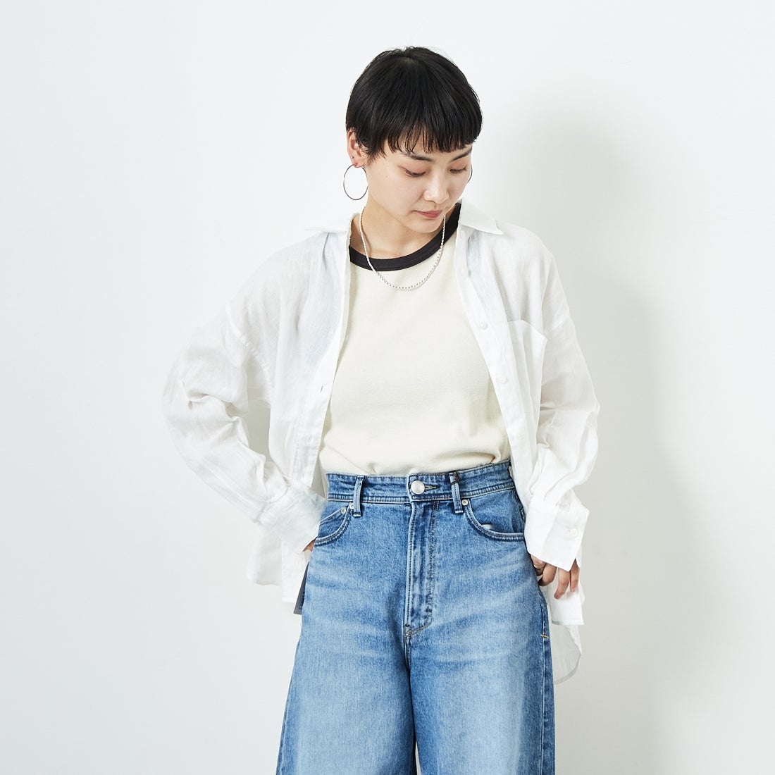 Jeans Factory Clothes [ジーンズファクトリークローズ] ロングスリーブ リネンシャツ [LFE101] WHITE &&モデル身長：160cm 着用サイズ：F&&