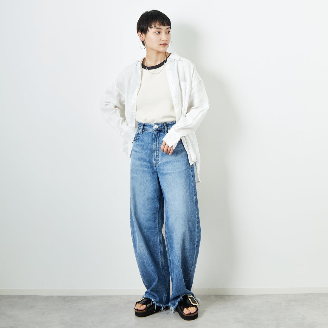 Jeans Factory Clothes [ジーンズファクトリークローズ] ロングスリーブ リネンシャツ [LFE101] WHITE &&モデル身長：160cm 着用サイズ：F&&