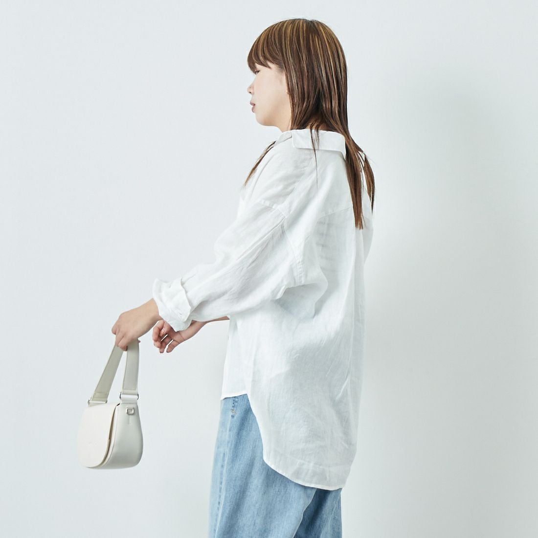 Jeans Factory Clothes [ジーンズファクトリークローズ] ロングスリーブ リネンシャツ [LFE101] WHITE &&モデル身長：167cm 着用サイズ：F&&