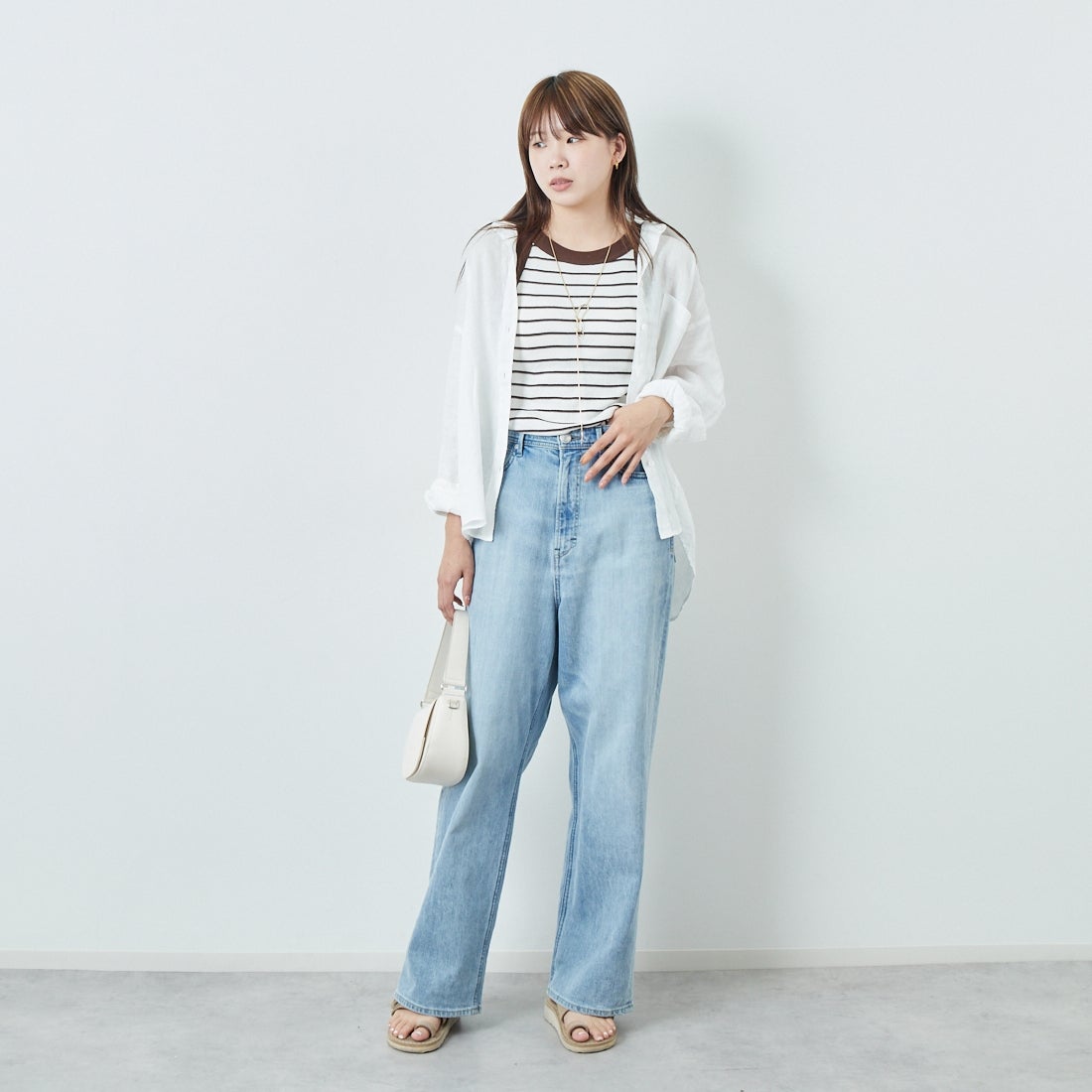 Jeans Factory Clothes [ジーンズファクトリークローズ] ロングスリーブ リネンシャツ [LFE101] WHITE &&モデル身長：167cm 着用サイズ：F&&