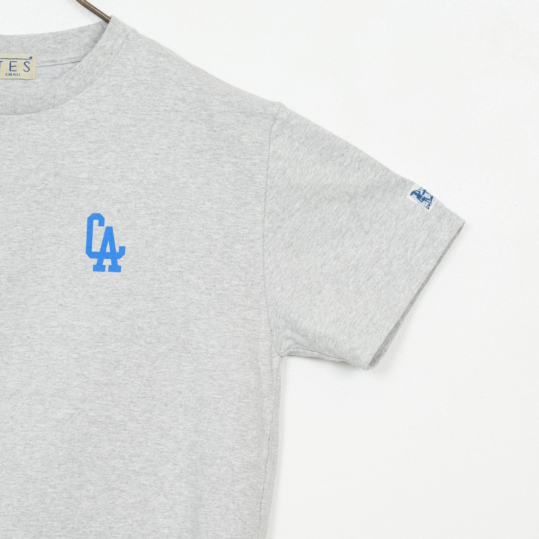 The Endless Summer [エンドレスサマー] 別注 BUHI LEAGUE バックプリントTシャツ [FH-25574506-JF] 03 MIX GRA