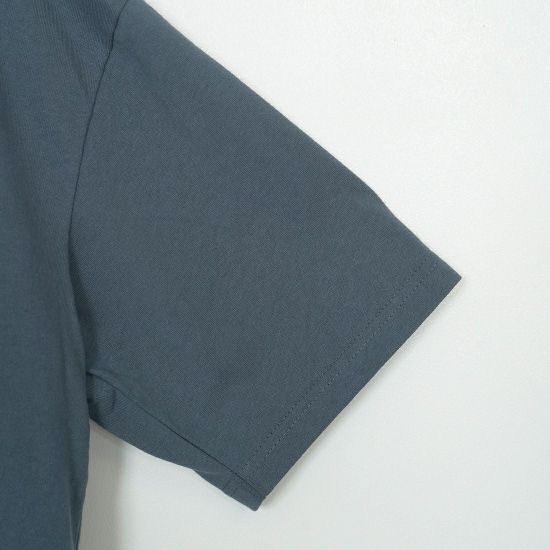 33Degrees [サーティスリーディグリーズ] 髭おじさんサガラ刺繍半袖Tシャツ [TDR-252-024] F BLUE GRY