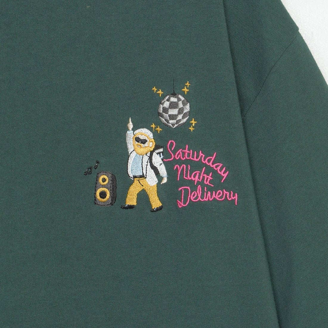 33Degrees [サーティスリーディグリーズ] 髭おじさんサガラ刺繍半袖Tシャツ [TDR-252-024] E GREEN
