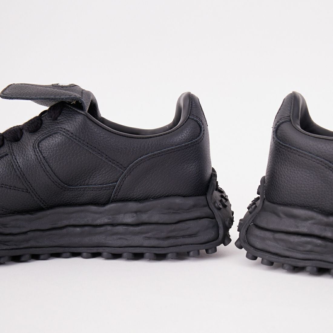 Maison MIHARA YASUHIRO [メゾン ミハラヤスヒロ] SCOTT レザースニーカー [A14FW701] BLK/BLK