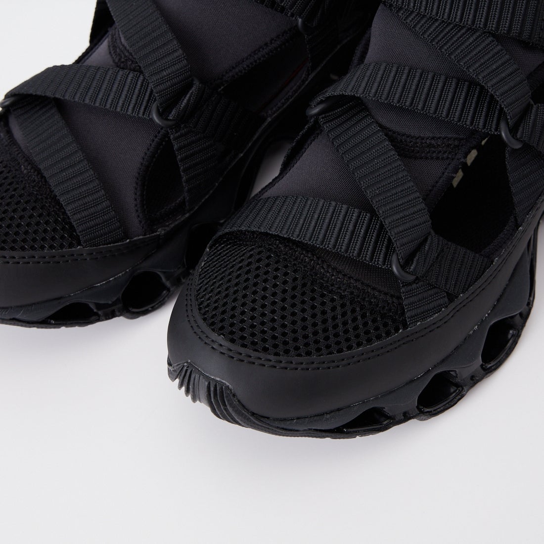 MIZUNO [ミズノ] ウエーブプロフェシー ストラップスニーカー [D1GA2519] 03 ﾌﾞﾗｯｸ