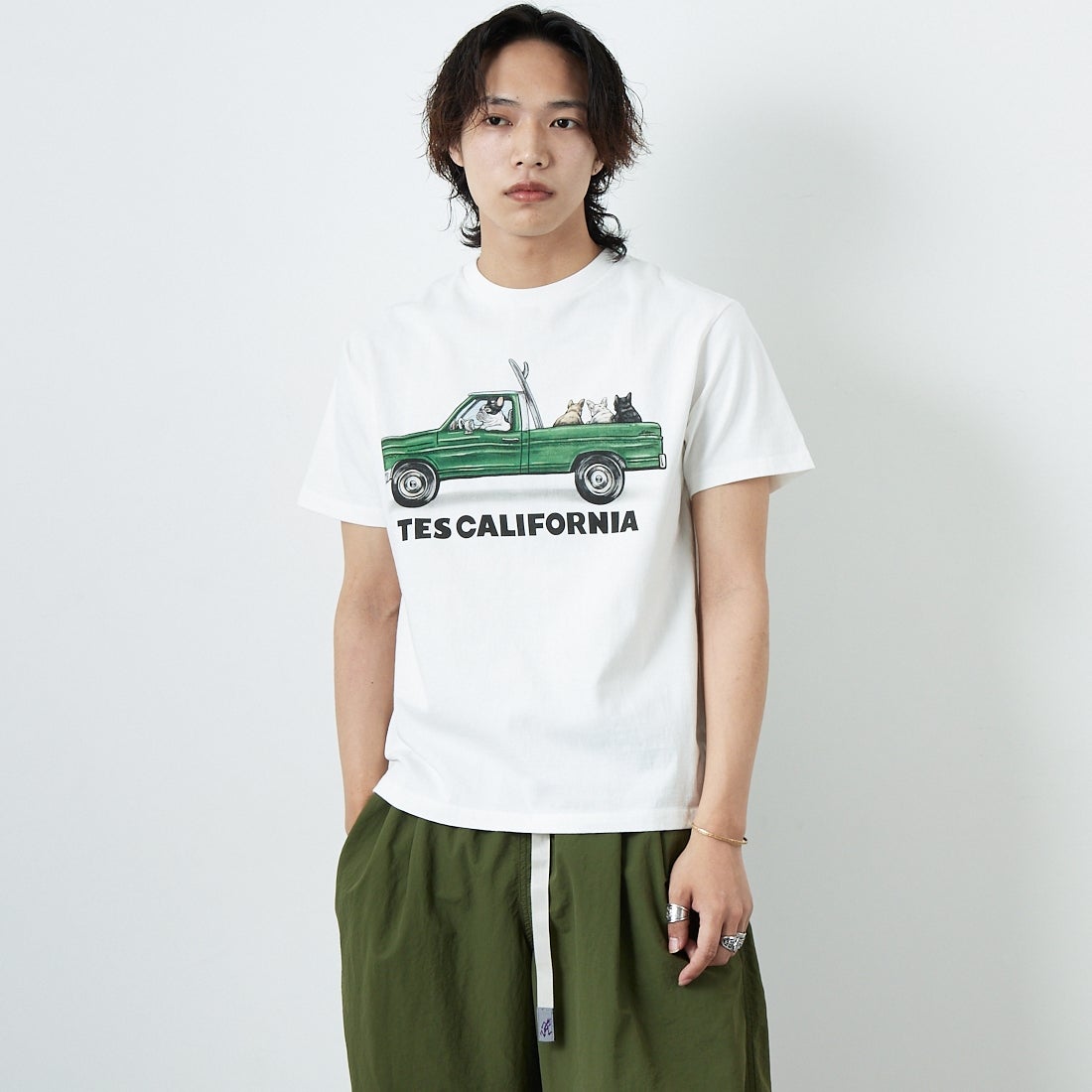 The Endless Summer [エンドレスサマー] 4BUHIサーフトラック ショートスリーブTシャツ [FH-25574324] 07 WHITE &&モデル身長：179cm 着用サイズ：M&&