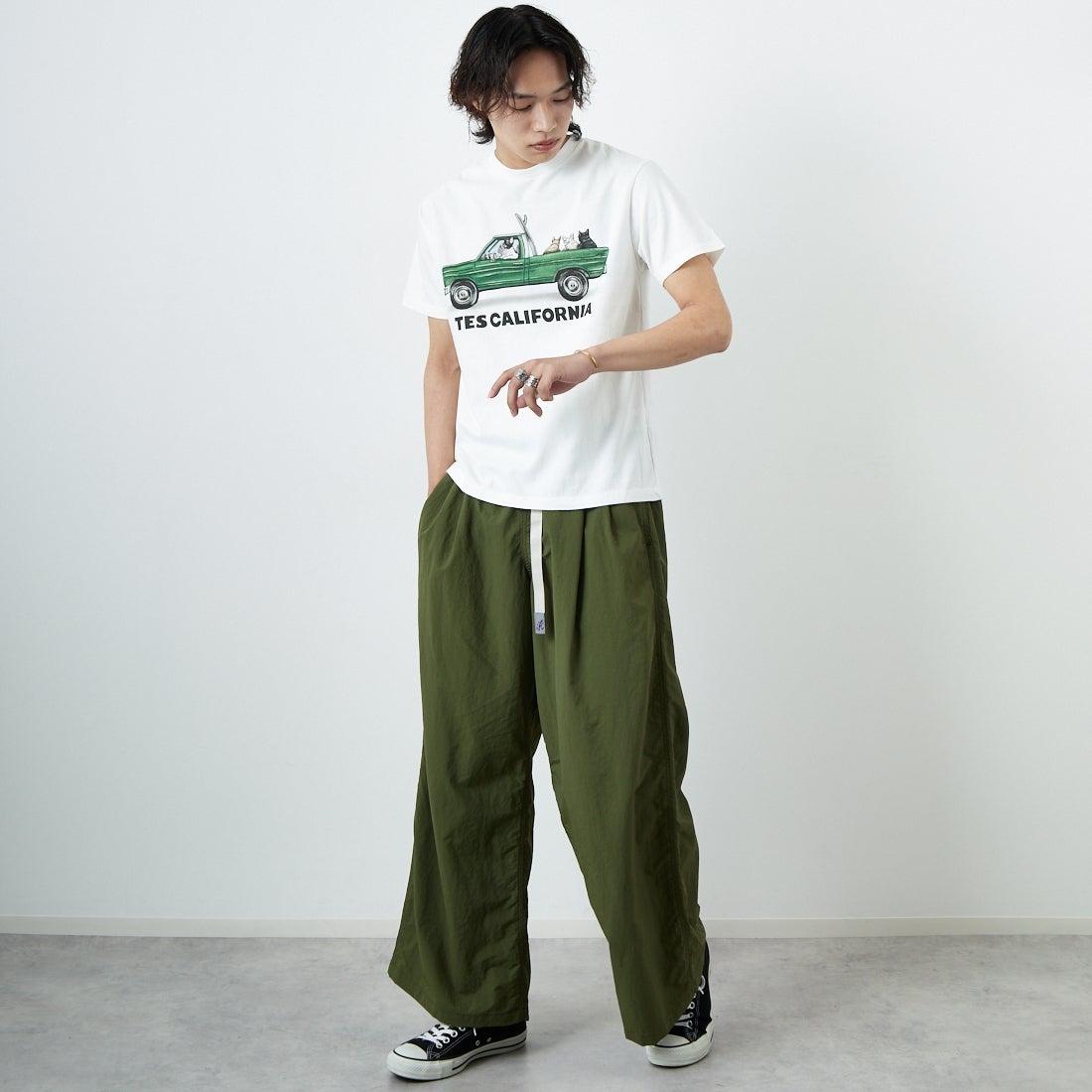 The Endless Summer [エンドレスサマー] 4BUHIサーフトラック ショートスリーブTシャツ [FH-25574324] 07 WHITE &&モデル身長：179cm 着用サイズ：M&&