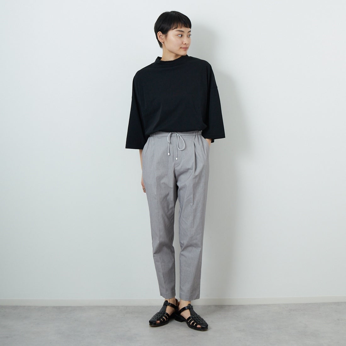 Jeans Factory Clothes [ジーンズファクトリークローズ] バックラッシュリネンパンツ [21255052] 002 ｸﾞﾚｰｽﾄ &&モデル身長：160cm 着用サイズ：38&&