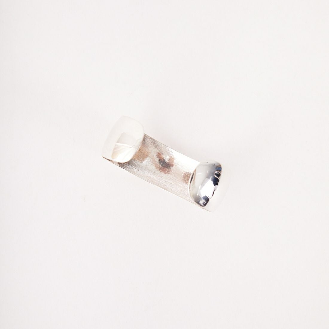 ERICKA NICOLAS BEGAY [エリッカ ニコラス ビゲイ] アーチドバングル [ENB1200020] SILVER