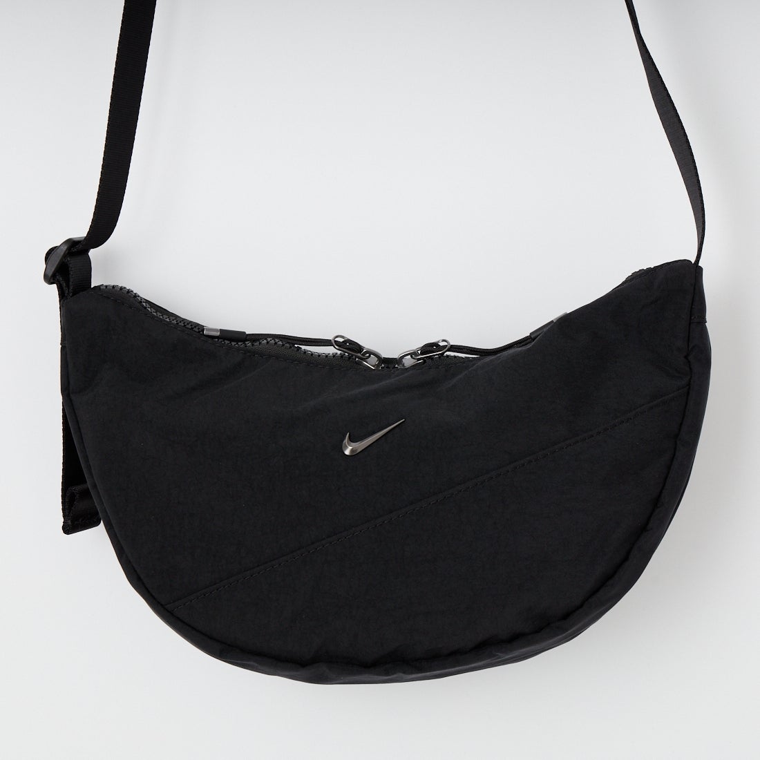 NIKE [ナイキ] クレセント クロスボディバッグ [HQ4370] 013 ﾌﾞﾗｯｸ