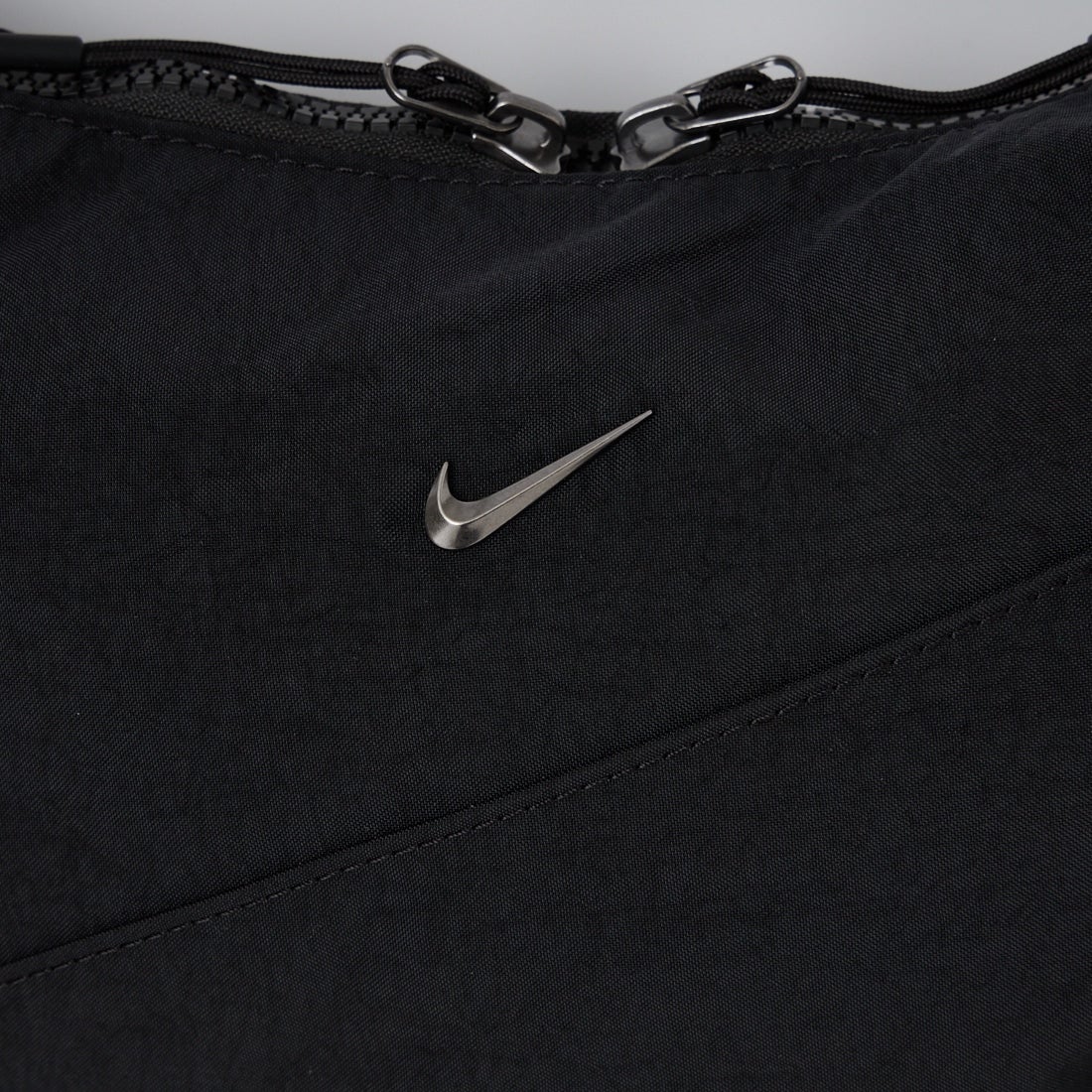 NIKE [ナイキ] クレセント クロスボディバッグ [HQ4370] 013 ﾌﾞﾗｯｸ