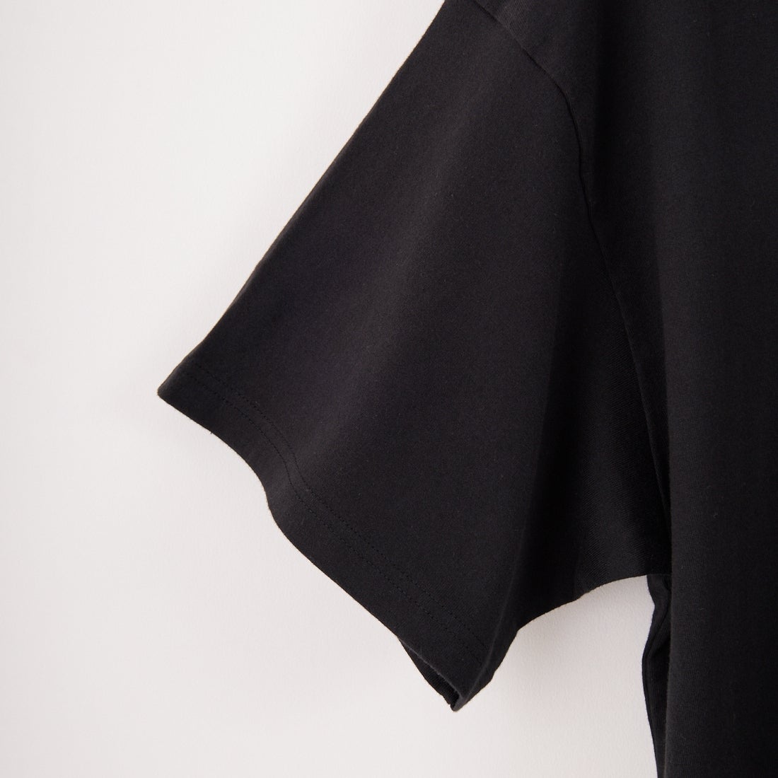 Name. [ネーム] ルーズフィットTシャツ [NMCU-039] BLACK