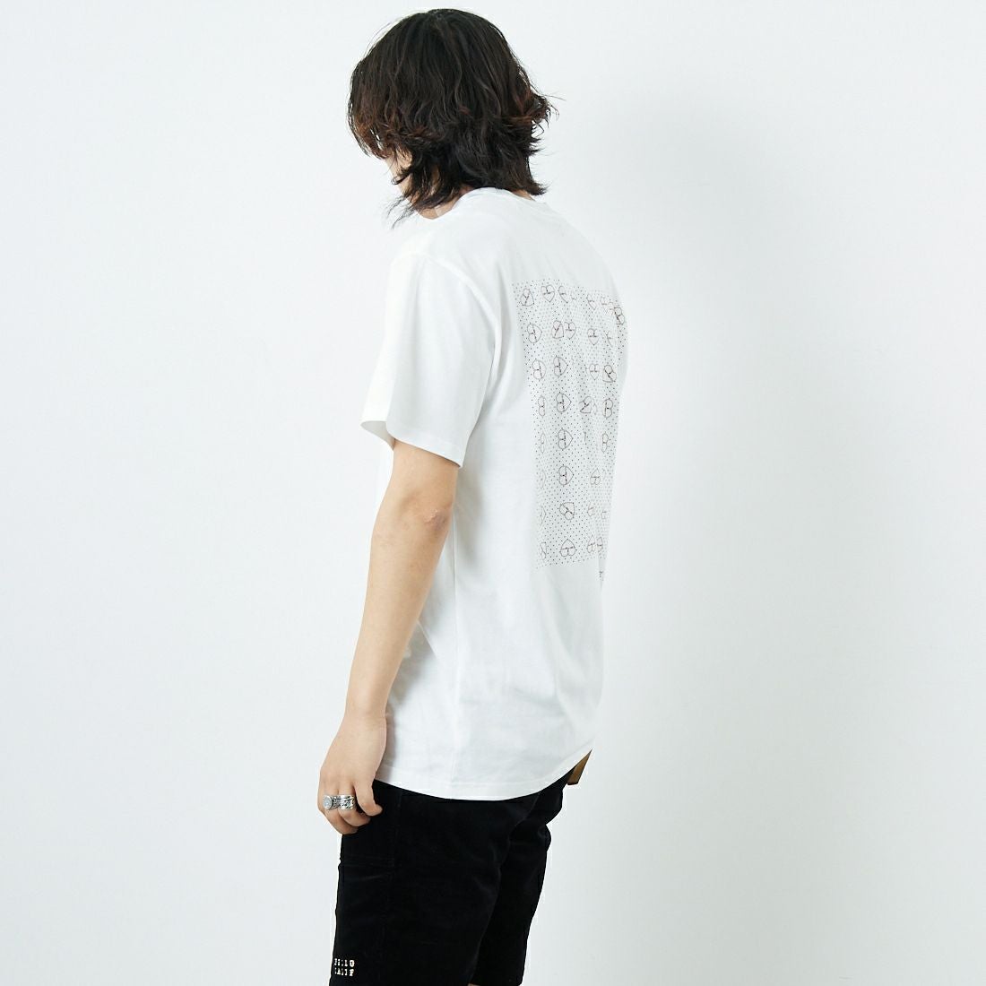 carhartt WIP [カーハートダブリューアイピー] ショートスリーブフロシキTシャツ [I034655] WHITE/RED &&モデル身長：179cm 着用サイズ：M&&