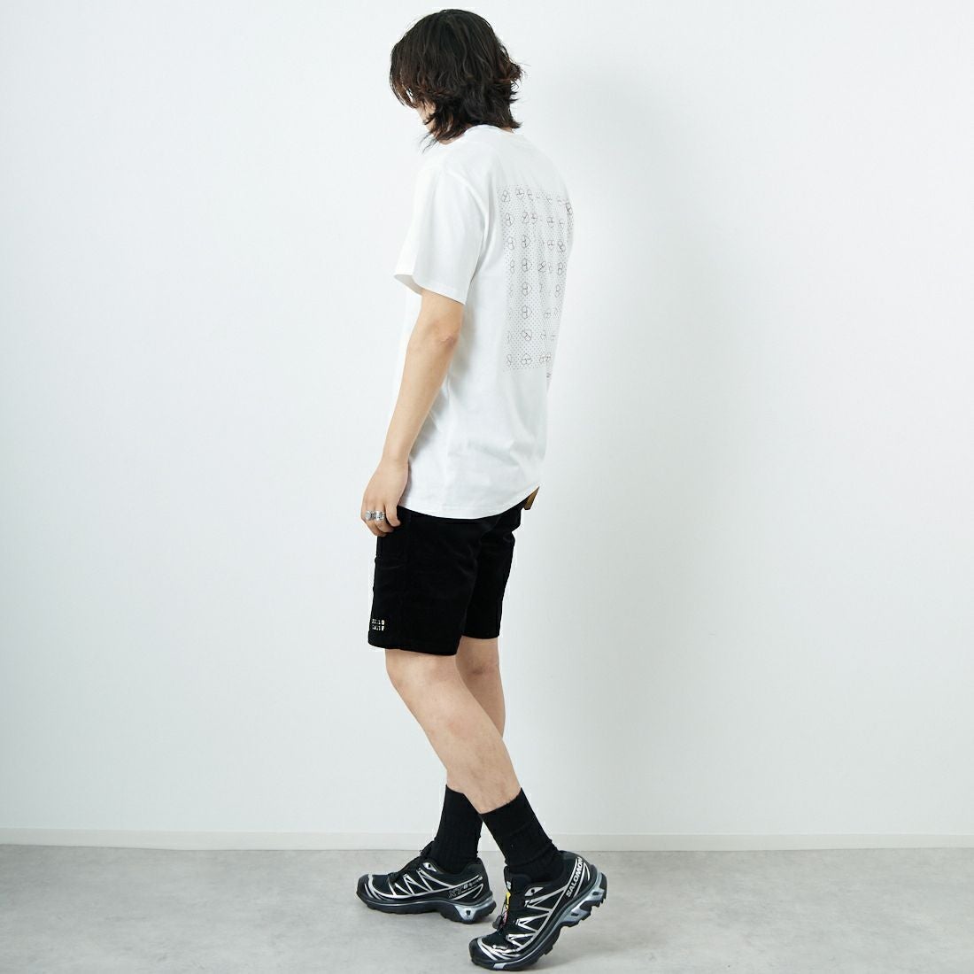 carhartt WIP [カーハートダブリューアイピー] ショートスリーブフロシキTシャツ [I034655] WHITE/RED &&モデル身長：179cm 着用サイズ：M&&