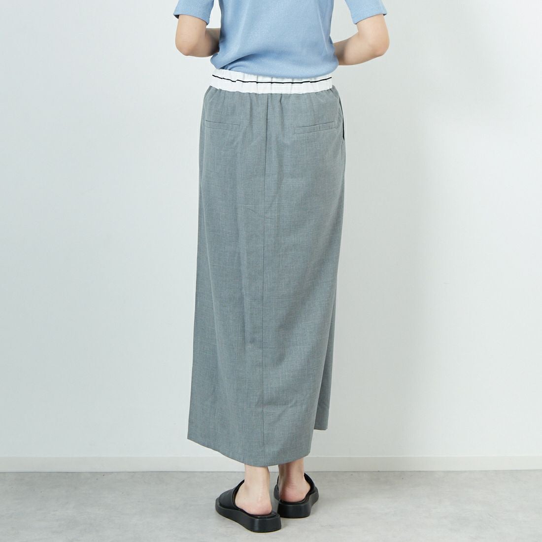 Jeans Factory Clothes [ジーンズファクトリークローズ] シャンブレーエステマーベルトスカート [21255053] 002 ｸﾞﾚｰ &&モデル身長：167cm 着用サイズ：38&&