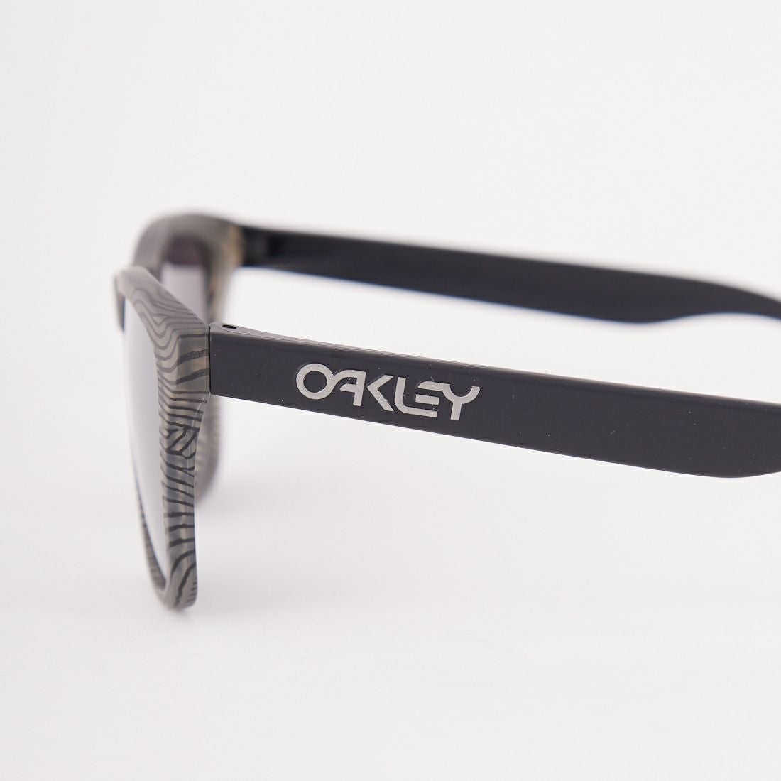 OAKLEY [オークリー] フロッグスキン サングラス [9245E654] MGRY/F.PRT