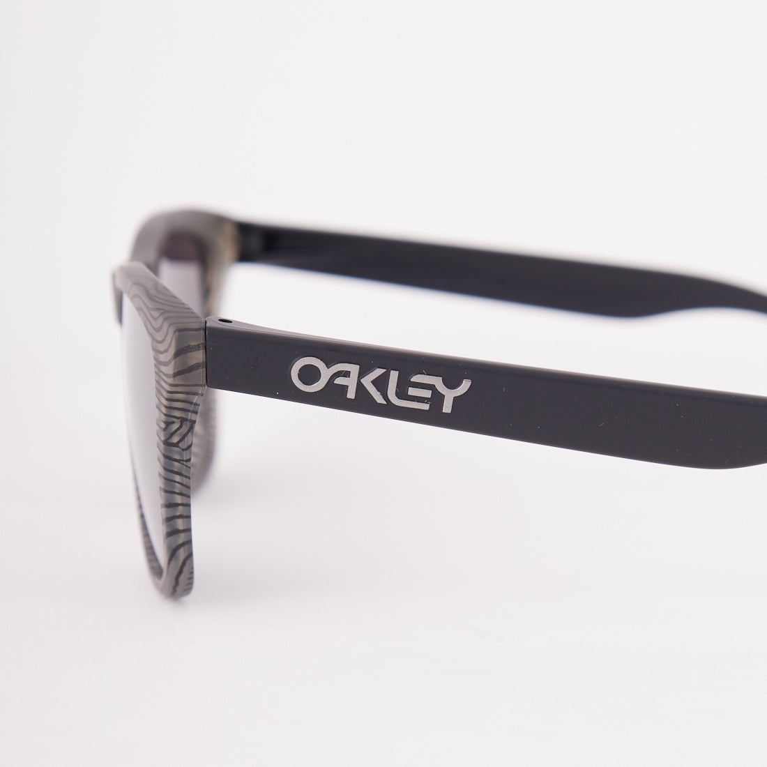 OAKLEY [オークリー] フロッグスキン サングラス [9245E654] MGRY/F.PRT