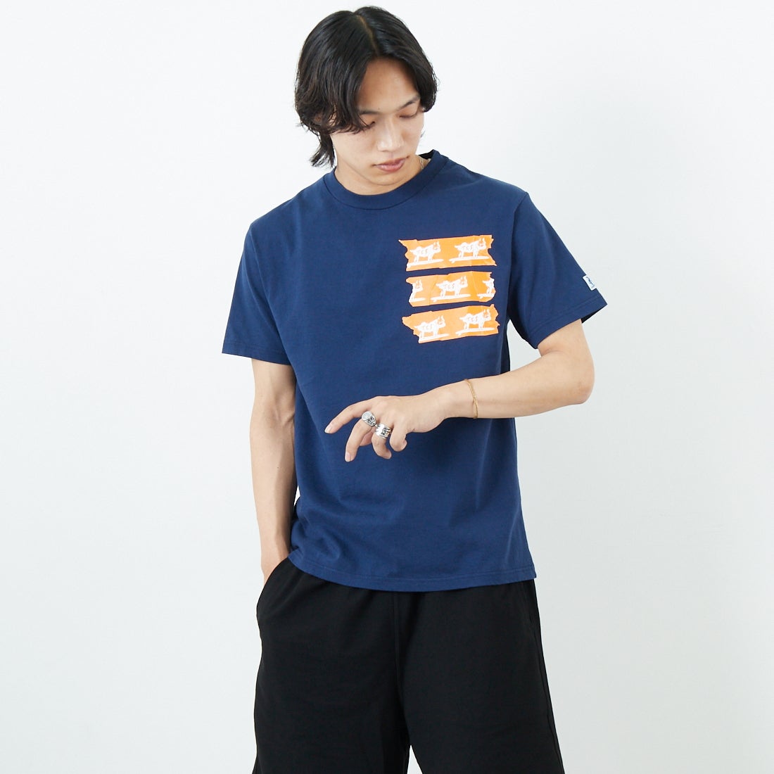 The Endless Summer [エンドレスサマー] TES BUHIテーププリントTシャツ [FT-25574311] 60 NAVY &&モデル身長：179cm 着用サイズ：M&&