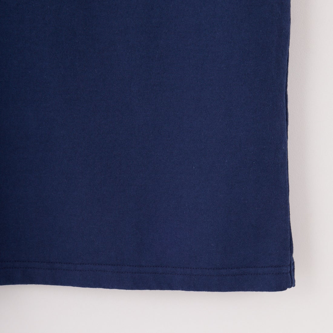 The Endless Summer [エンドレスサマー] TES BUHIテーププリントTシャツ [FT-25574311] 60 NAVY