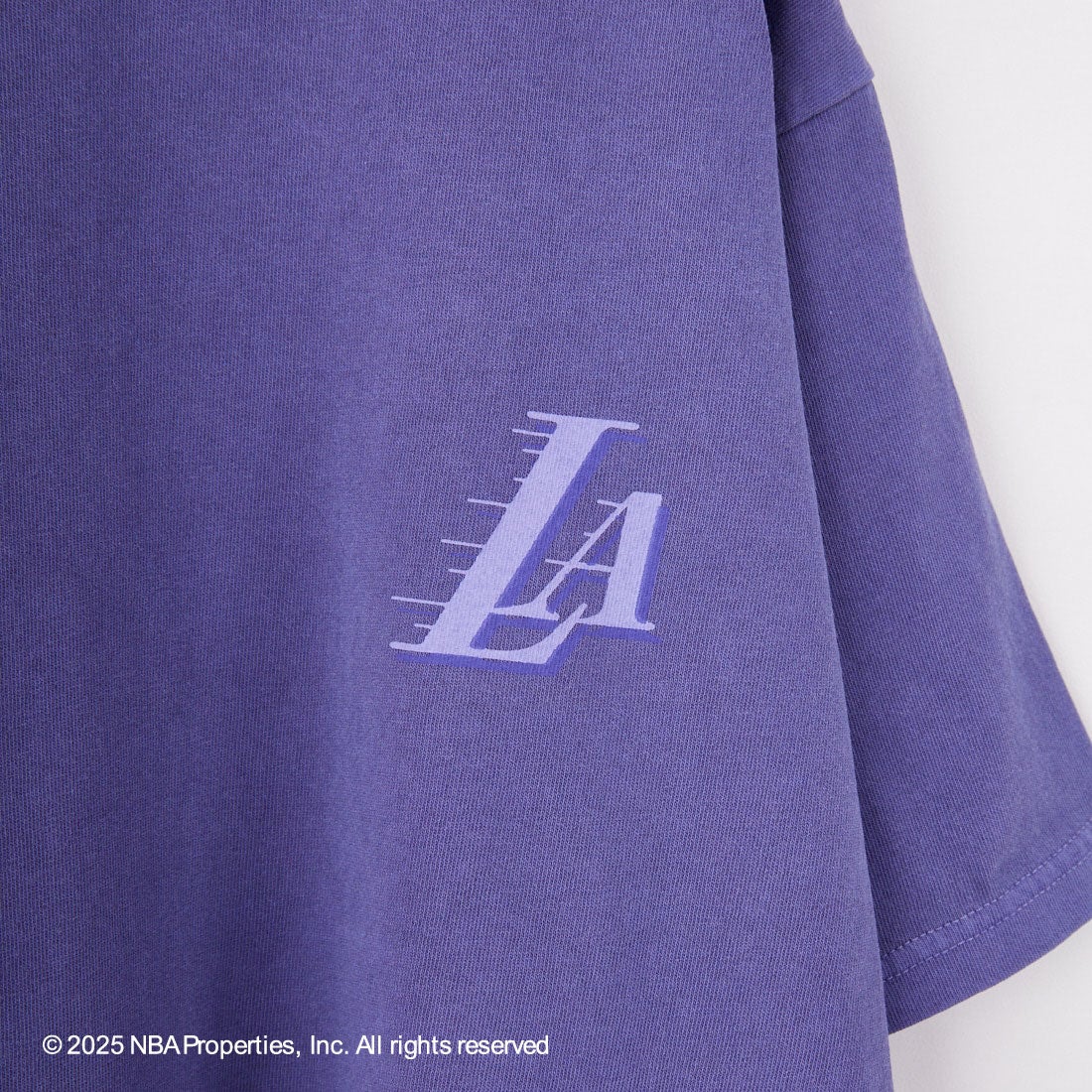 OFF THE COURT BY NBA [オフ ザ コート バイ エヌビーエー] 別注 プリントTシャツ [F-25SS-001-JF] LAKERS PPL