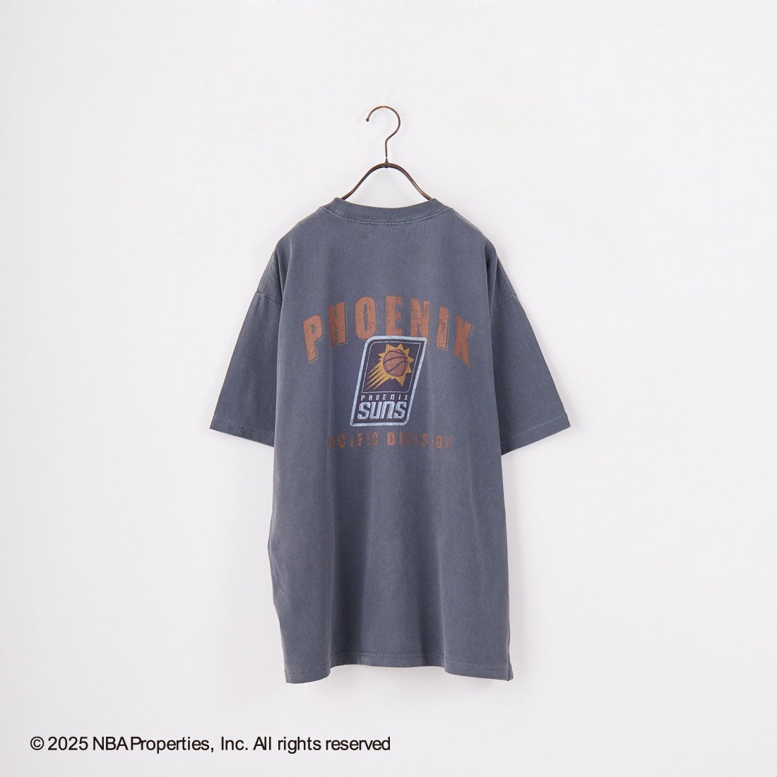 OFF THE COURT BY NBA [オフ ザ コート バイ エヌビーエー] 別注 プリントTシャツ [F-25SS-001-JF] SUNS BLK